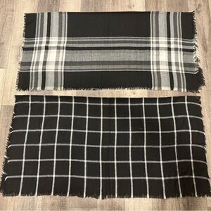 Pair of Black & White Blanket Scarves Plaid Scarf Shawl Wrap